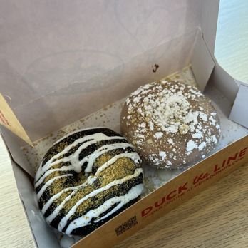 Duck Donuts - S'mores and coffee cake donuts - Donuts Near Me - Libertyville, Illinois