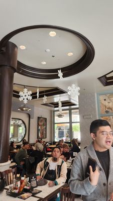 Leone Café by null