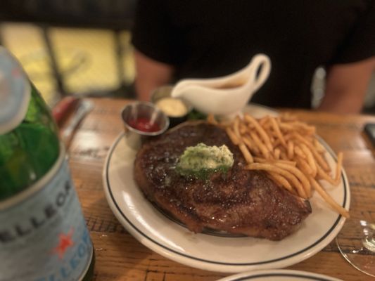 Steak Frites Bistro by null
