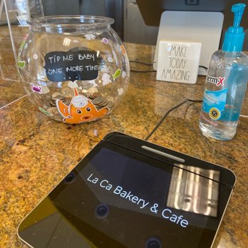 La Ca Bakery & Cafe - Vietnamese Near Me - Hayward, California