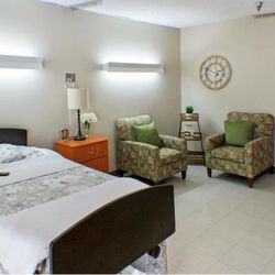 The Cottage At Woodland Hills
