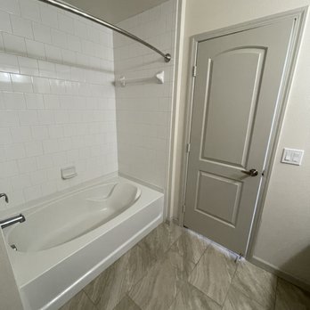 Andorra Apartments - Apartments Near Me - Camarillo, California Andorra Apartments - Apartments Near Me - Camarillo, California
