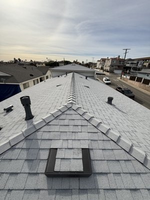 Alamo Roofing Services Logo