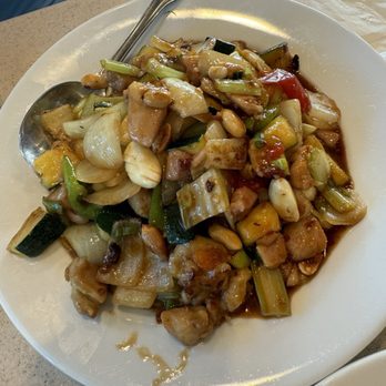 Big Fish Chinese Cafe - 03. Kung Bao Chicken - Chinese Near Me - San Jose, California Big Fish Chinese Cafe - 03. Kung Bao Chicken - Chinese Near Me - San Jose, California