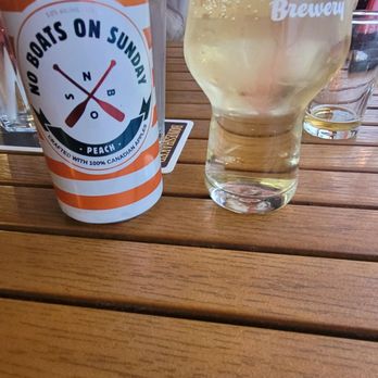 Amsterdam BrewHouse - Peach Ale - Breweries Near Me - Toronto, Ontario Amsterdam BrewHouse - Peach Ale - Breweries Near Me - Toronto, Ontario