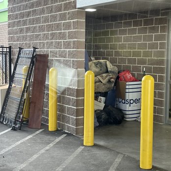 Extra Space Storage - trash - Self Storage Near Me - Bridgeport, Connecticut