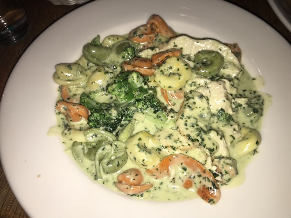 Bambinos Cafe on Delmar