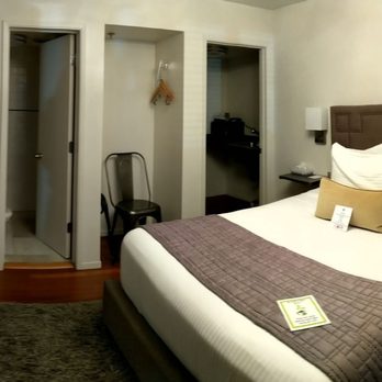 The Greens Hotel - Room M - Hotels Near Me - Sacramento, California The Greens Hotel - Room M - Hotels Near Me - Sacramento, California
