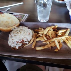 Big Daddy's Ribs & Wings - Pizza burger