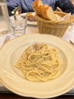 Gusto by null