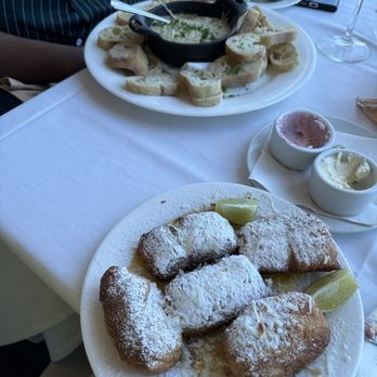 Dauphin's - Joe Cain Dip , Beignets a 'La Dauphin's - Seafood Near Me - Mobile, Alabama