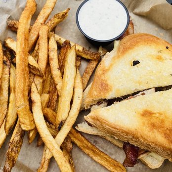 Carmody's Grille - Spicy Turkey Melt - New American Near Me - Pittsburgh, Pennsylvania Carmody's Grille - Spicy Turkey Melt - New American Near Me - Pittsburgh, Pennsylvania