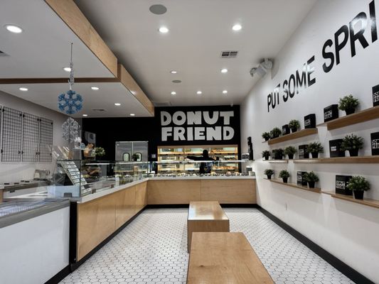 DONUT FRIEND DTLA by null