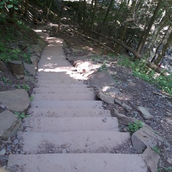 Kaaterskill Falls - Steps that will kill your thighs and arse, just to get to the falls and back to the trail. - Hiking Near Me