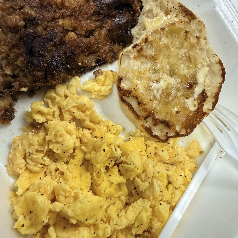 Shortys Diner - CORNED BEEF HASH, English muffin, Scrambled Eggs - Breakfast & Brunch Near Me - Richmond, Virginia Shortys Diner - CORNED BEEF HASH, English muffin, Scrambled Eggs - Breakfast & Brunch Near Me - Richmond, Virginia
