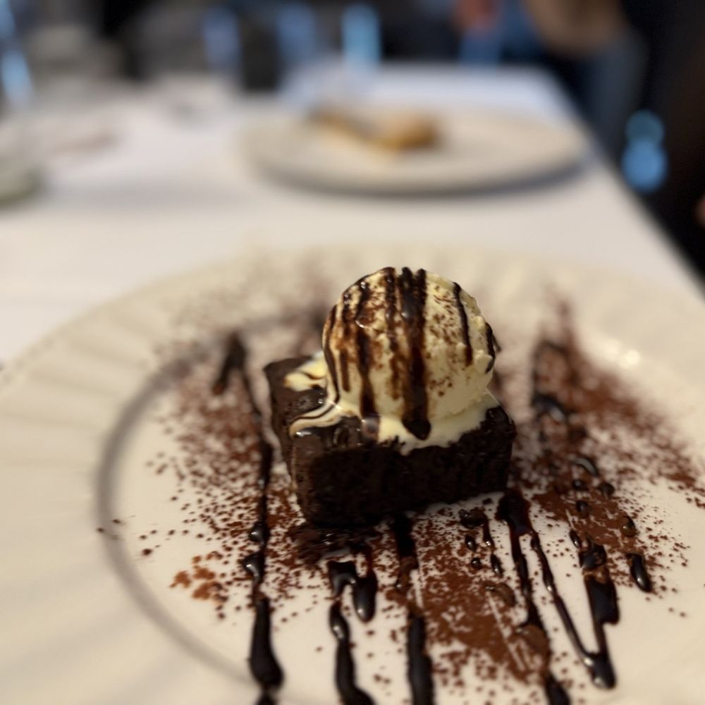 La Soffitta Renovatio - Brownie with vanilla gelato - Pizza Near Me - Rome, RM