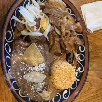 El Canario Carnitas - Mixed carnitas plate - Mexican Near Me - Temecula, California El Canario Carnitas - Mixed carnitas plate - Mexican Near Me - Temecula, California