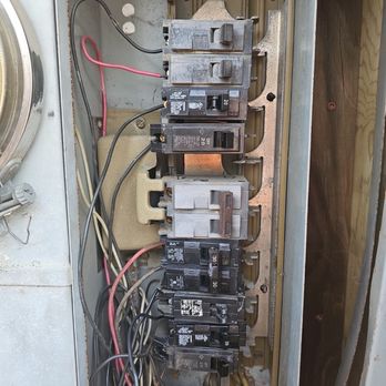 Super Electric - Old Breaker - Electricians Near Me Super Electric - Old Breaker - Electricians Near Me