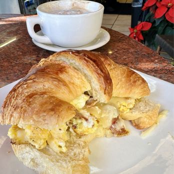 Sausalito Bakery & Cafe - Breakfast croissant sandwich with bacon and cheese - Coffee & Tea Near Me - Sausalito, California