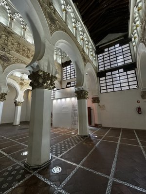 Sinagoga de Santa María La Blanca by null