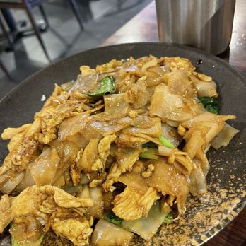 Siam Station - Pad See Ew - Thai Near Me - Cupertino, California Siam Station - Pad See Ew - Thai Near Me - Cupertino, California