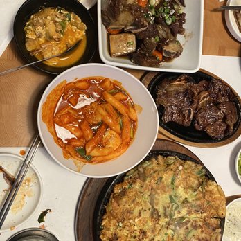Pine Tree House - Seafood soup, tteokbokki, kalbi beef, kalbi jjin, and seafood pancake - Korean Near Me - Sacramento, California Pine Tree House - Seafood soup, tteokbokki, kalbi beef, kalbi jjin, and seafood pancake - Korean Near Me - Sacramento, California