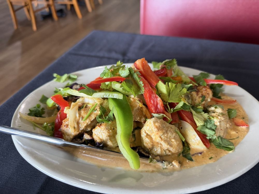 Food from Desi Tasty Indian Cuisine