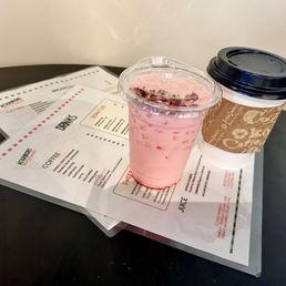 Rose milk tea and drip coffee Rose milk tea and drip coffee