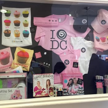 Georgetown Cupcake - Cupcakes Near Me - Washington, DC, District of Columbia