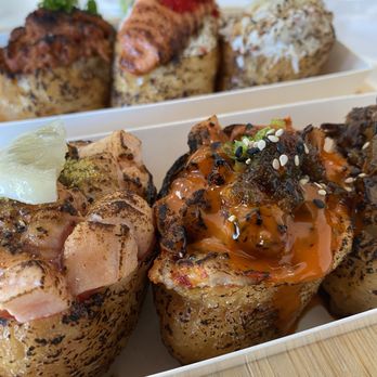 Atoyubu - Lemon pepper salmon, chicken buldak, bulgogi, garlic butter crab, myungran crab, spicy grilled pork Yubu - Japanese Near Me - Buena Park, California