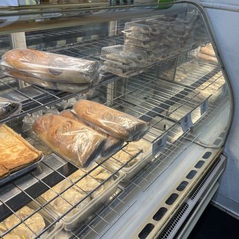 Perla Homemade Delights - Desserts - Desserts Near Me - Cleveland, Ohio