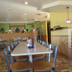 Froggy's - Clean, fun, relaxing atmosphere inside!