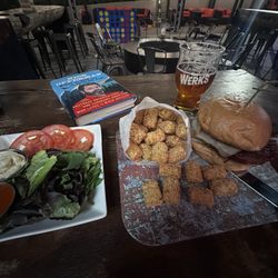 The Werks - Johnny's Way IPA and chick Smashville Hot Sandwich