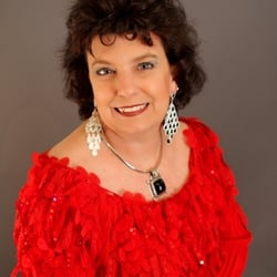 Country Bootleggers Dance Studio - Owner/Instructor
Cindy Norge
