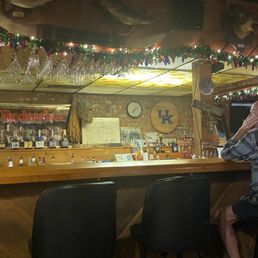 Full bar Full bar