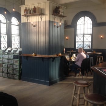 Bakers Vaults - Pubs Near Me - Stockport, XGM