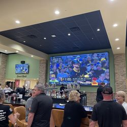 Shooters Sports Grill