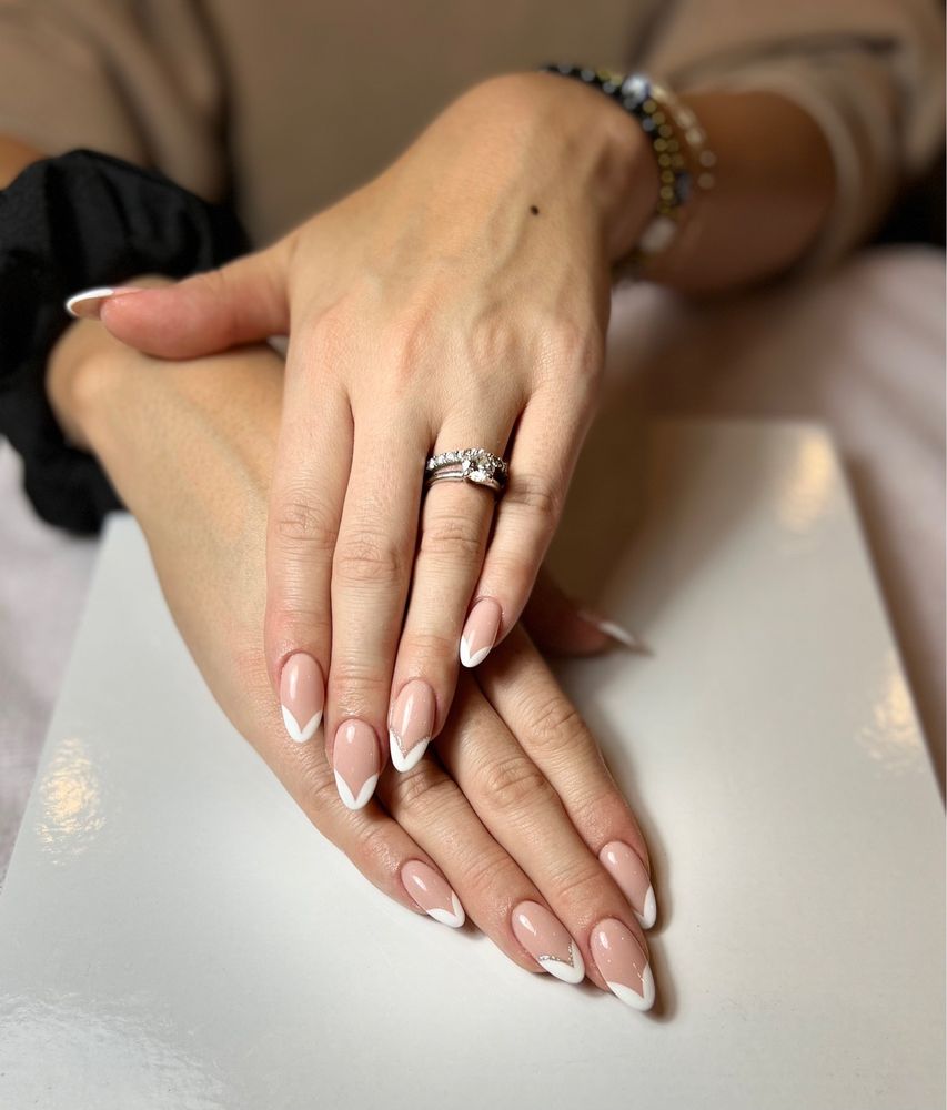 Bliss Nails Logo