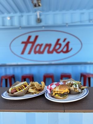 Hank's Garage and Grill by null
