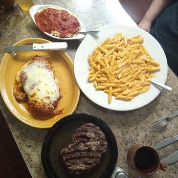 Paradise Pizza & Crazy Pancake - Chicken parmesan, side spaghetti, penne alla vodka, chopped sirloin steak - Pizza Near Me - New Britain, Connecticut