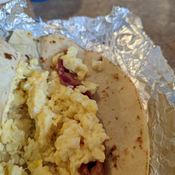 Mi Casita - Bacon/egg taco - Mexican Near Me - Schulenburg, Texas