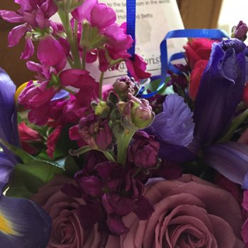 Bokay Florist - Already wilting after less than 24 hours. - Florists Near Me - Indianapolis, Indiana