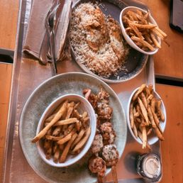 Screwer SHRIMP SKEWERS FRENCH FRIES Battered Fish BROWN RICE FRENCH FRIES
