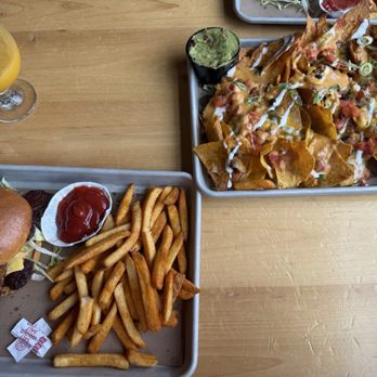 Spyglass Brewing Company - Burger, Fries, Nachos - Brewpubs Near Me - Nashua, New Hampshire Spyglass Brewing Company - Burger, Fries, Nachos - Brewpubs Near Me - Nashua, New Hampshire