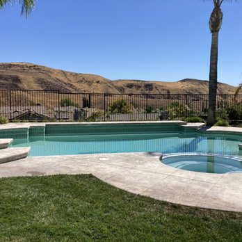 Reyes Pool Plastering - Beautiful tile work - General Contractors Near Me - Lancaster, California Reyes Pool Plastering - Beautiful tile work - General Contractors Near Me - Lancaster, California