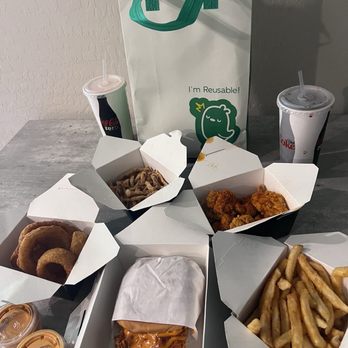 Hencredible - Full haul plus insulated reusable cooler bag for takeout - Sandwiches Near Me - Las Vegas, Nevada Hencredible - Full haul plus insulated reusable cooler bag for takeout - Sandwiches Near Me - Las Vegas, Nevada