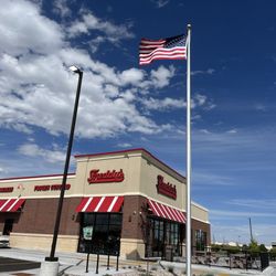 Freddy's Frozen Custard & Steakburgers - Outside