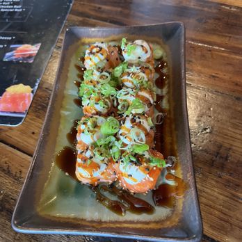 Hand Roll Sushi - Sushi Bars Near Me - Orlando, Florida