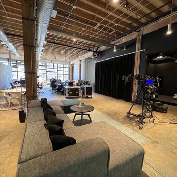 Gozen Construction - Office remodeling and building improvements for a creative office in the virtual reality experience arena in Art District, Los Angeles. - General Contractors Near Me - Marina del Rey, California Gozen Construction - Office remodeling and building improvements for a creative office in the virtual reality experience arena in Art District, Los Angeles. - General Contractors Near Me - Marina del Rey, California