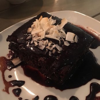 Divya's Kitchen - Vegan chocolate cake (not very moist...def go with the apple crumble) - Vegan Near Me - New York, New York